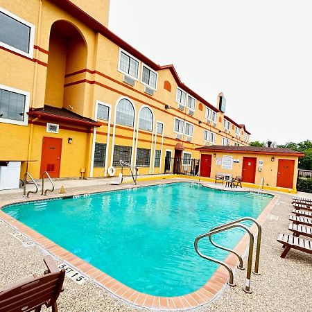 Quality Suites San Antonio Luaran gambar