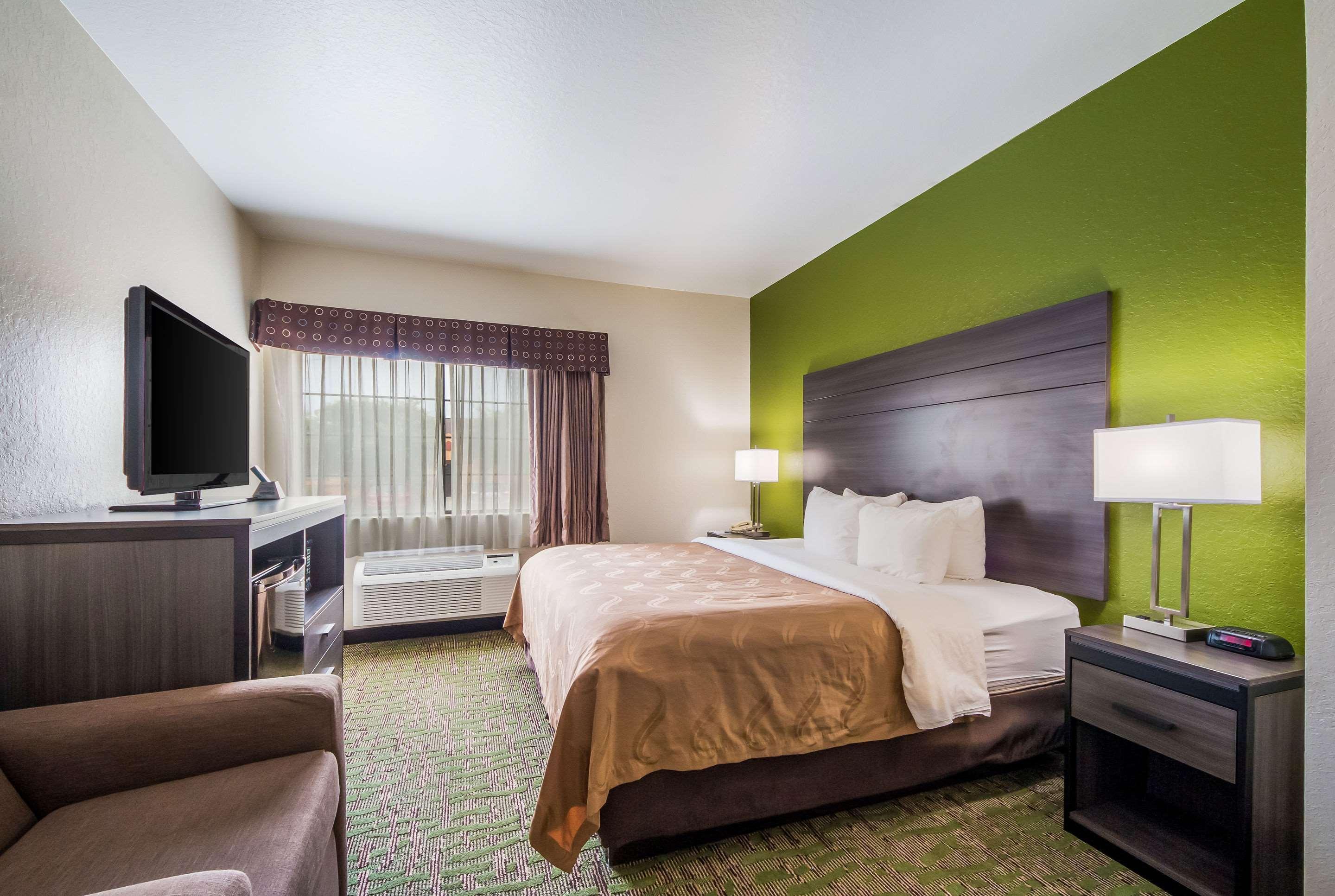 Quality Suites San Antonio Luaran gambar